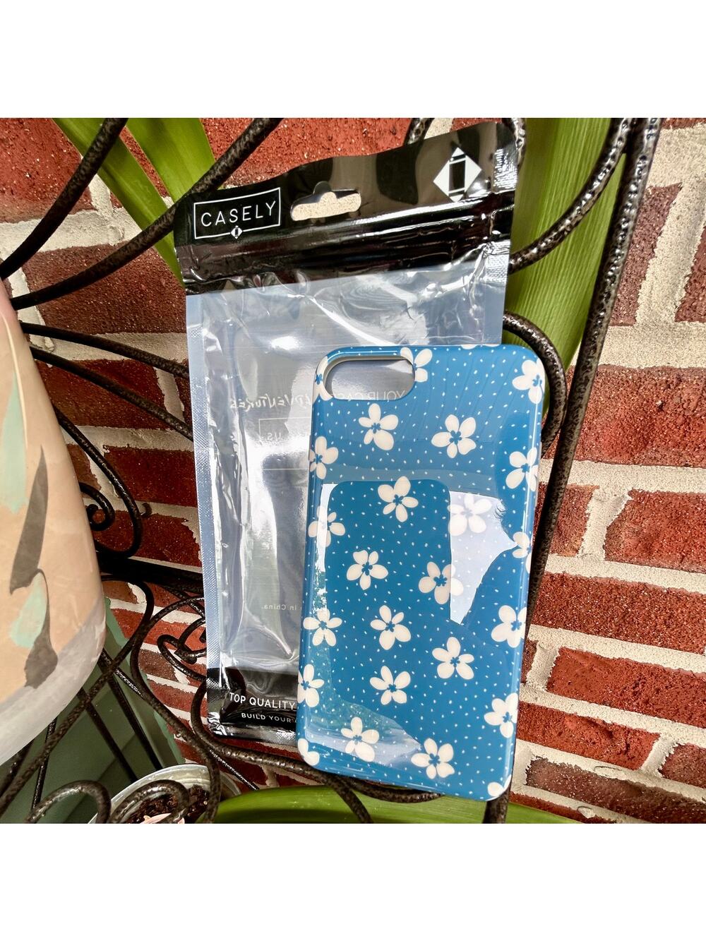 NEW Casely iPhone 6/7/8 Plus Floral Case, Flower My World, Ocean Blue Floral